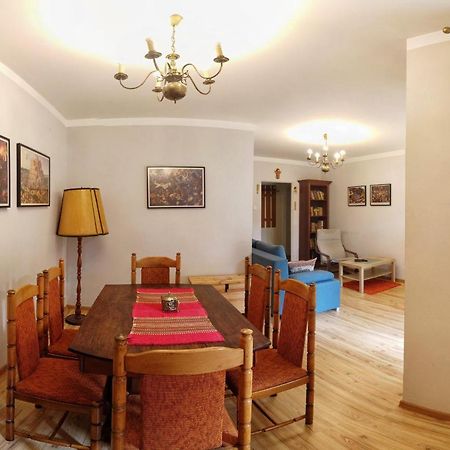 Cozy Apartment In Tarnau Exterior foto