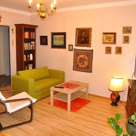 Cozy Apartment In Tarnau Exterior foto