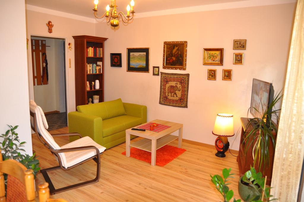 Cozy Apartment In Tarnau Exterior foto